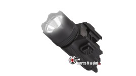 Lampe tactical super Xenon...